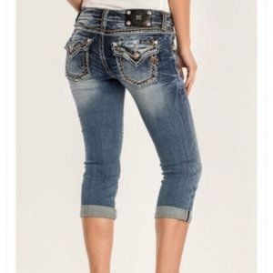 Miss Me Cuffed Capri, Style: JE5810P, 26x21, EUC, $139 MSRP